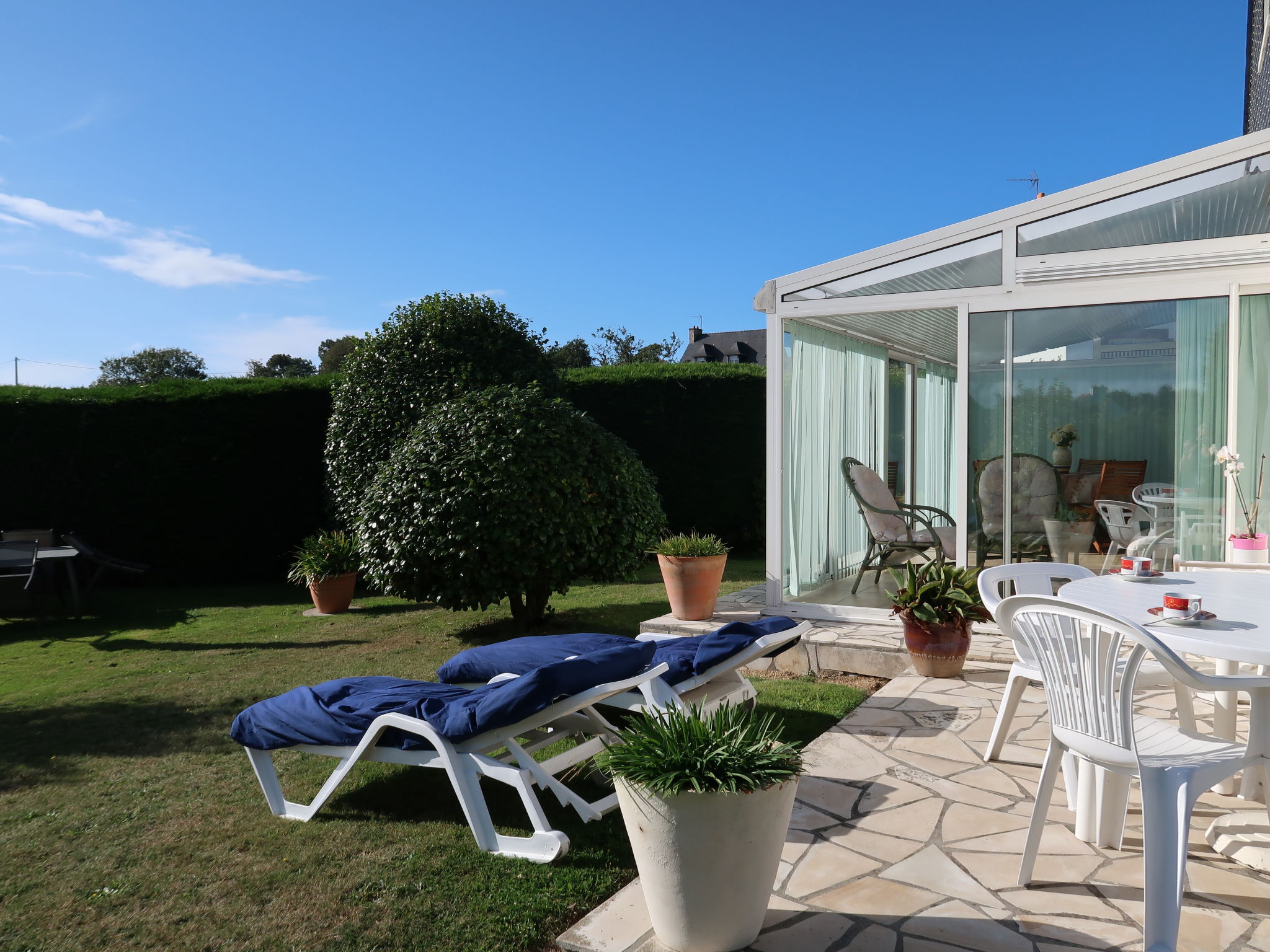 Photo 3 - Maison de 4 chambres à Pleumeur-Bodou avec jardin et vues à la mer