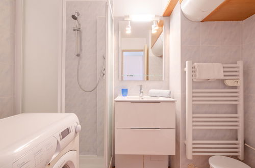 Foto 10 - Apartamento de 1 quarto em Sainte-Maxime com piscina e jardim