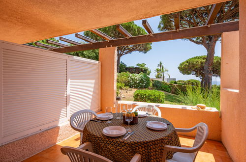 Foto 11 - Apartamento de 1 quarto em Sainte-Maxime com piscina e jardim