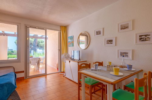 Foto 8 - Apartamento de 1 quarto em Sainte-Maxime com piscina e jardim