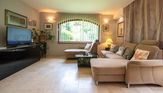 Maison de 3 chambres à Opatija avec piscine privée et jardin - Photo 4