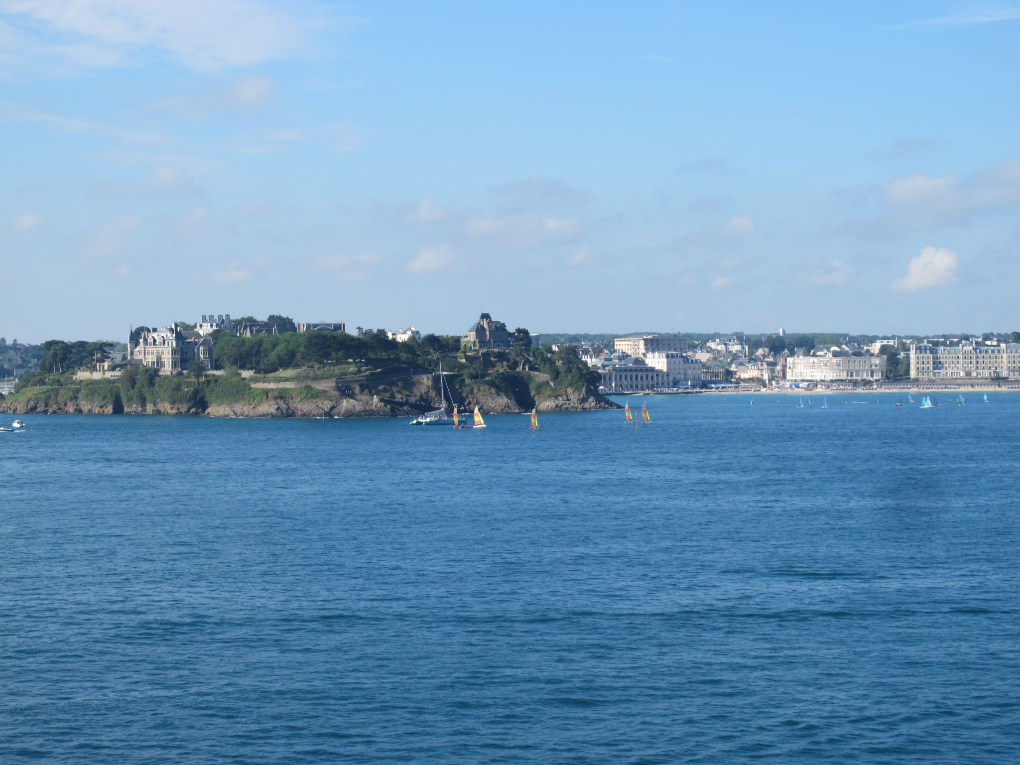 Foto 20 - Appartamento con 1 camera da letto a Dinard con terrazza e vista mare