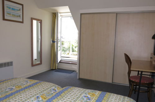 Foto 10 - Appartamento con 1 camera da letto a Dinard con terrazza e vista mare