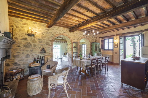 Photo 12 - Maison de 4 chambres à Castiglione d'Orcia avec piscine privée et jardin