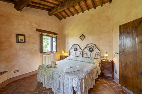 Photo 21 - 4 bedroom House in Castiglione d'Orcia with private pool and garden