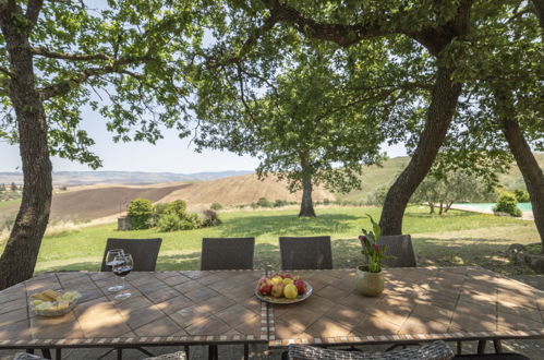 Foto 5 - Haus mit 4 Schlafzimmern in Castiglione d'Orcia mit privater pool und garten