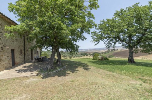 Photo 40 - 4 bedroom House in Castiglione d'Orcia with private pool and garden