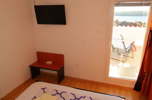 Foto 16 - Apartamento de 2 quartos em Punat com terraço e vistas do mar