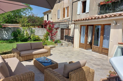 Foto 7 - Appartamento con 3 camere da letto a Saint-Cyr-sur-Mer con piscina privata e giardino