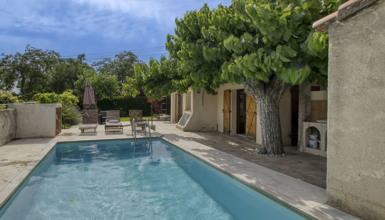 Photo 1 - Appartement de 3 chambres à Saint-Cyr-sur-Mer avec piscine privée et jardin