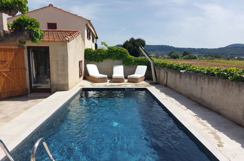 Foto 8 - Appartamento con 3 camere da letto a Saint-Cyr-sur-Mer con piscina privata e giardino