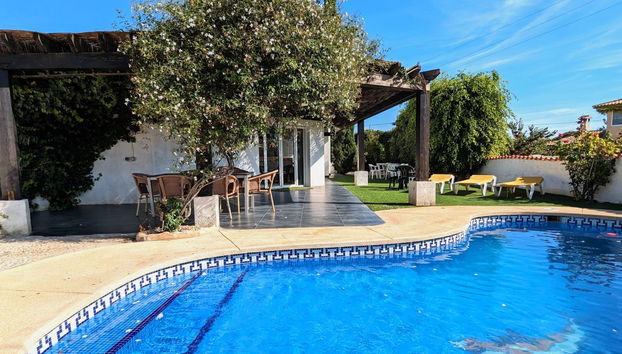 Casa de 4 quartos em La Nucia com piscina privada e jardim - Foto 2