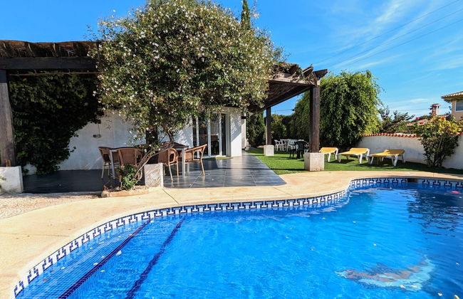 Casa de 4 quartos em La Nucia com piscina privada e jardim - Foto 2