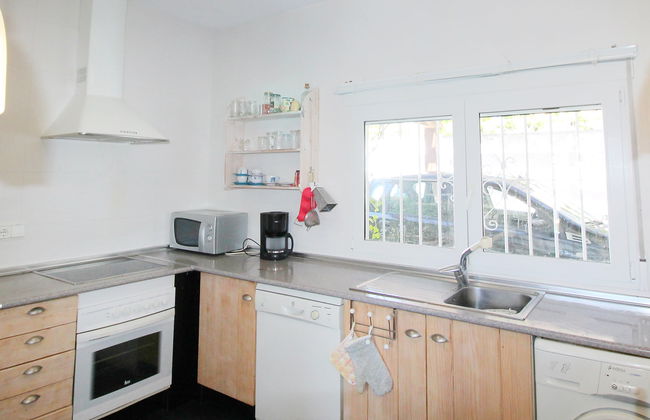 Casa de 4 quartos em La Nucia com piscina privada e jardim - Foto 5