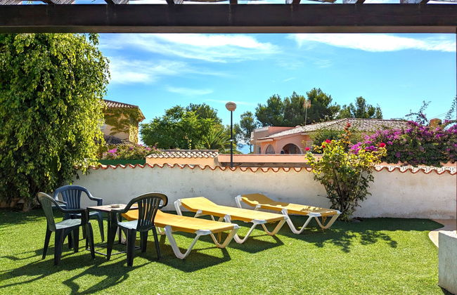 Casa de 4 quartos em La Nucia com piscina privada e jardim - Foto 20