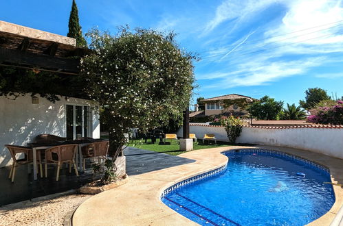 Foto 1 - Casa de 3 habitaciones en La Nucia con piscina privada y jardín