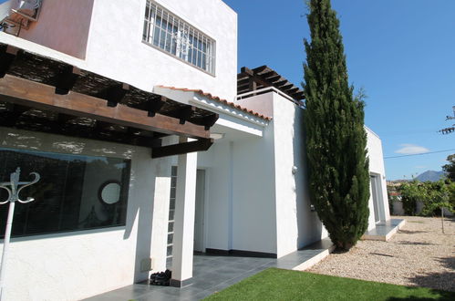 Photo 21 - 3 bedroom House in La Nucia with private pool and garden