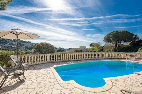 Foto 2 - Casa de 4 quartos em Roquebrune-sur-Argens com piscina privada e vistas do mar