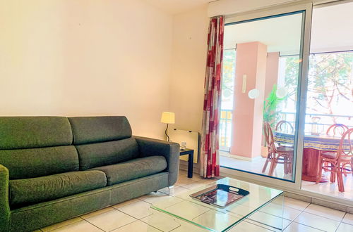 Photo 8 - Appartement de 2 chambres à Fréjus avec piscine et jardin