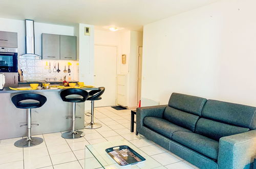 Photo 5 - Appartement de 2 chambres à Fréjus avec piscine et jardin