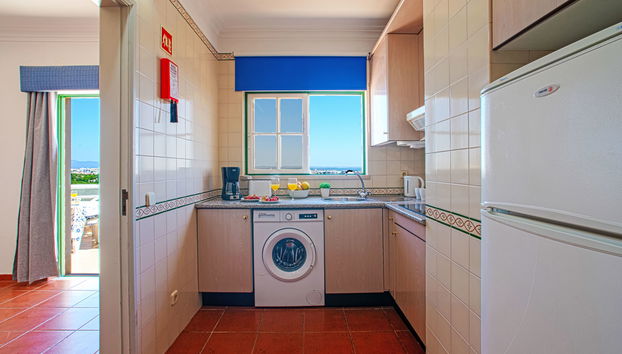 Apartment mit 4 Schlafzimmern in Portimão mit schwimmbad - Foto 3