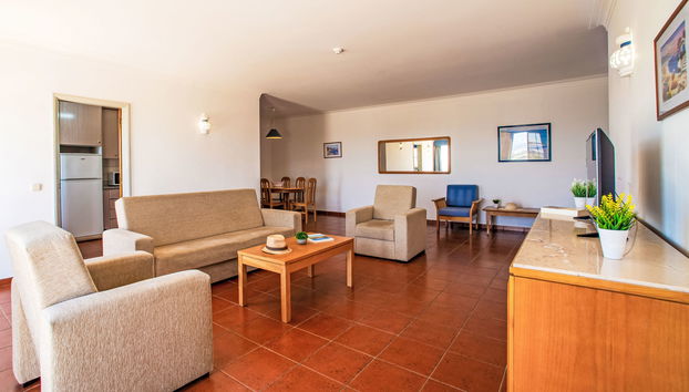 Apartment mit 4 Schlafzimmern in Portimão mit schwimmbad - Foto 4