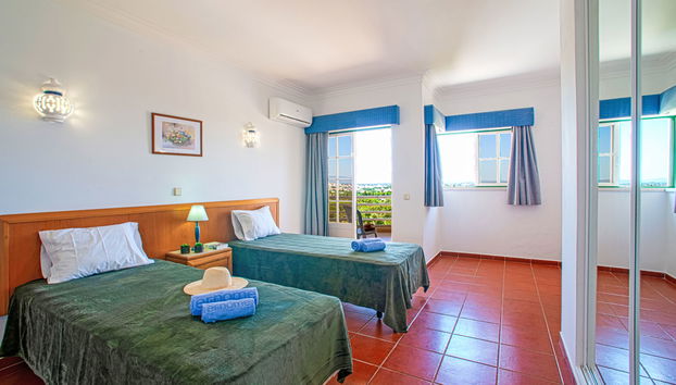 Apartment mit 4 Schlafzimmern in Portimão mit schwimmbad - Foto 5