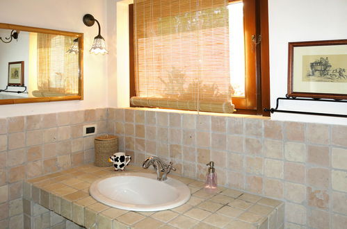 Photo 30 - 4 bedroom House in Città Sant'Angelo with swimming pool and garden