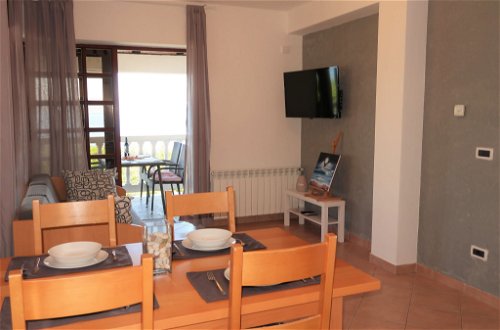 Photo 13 - Appartement de 2 chambres à Raša avec terrasse et vues à la mer