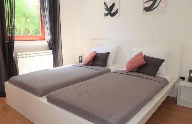 Apartamento de 3 quartos em Raša com terraço - Foto 23