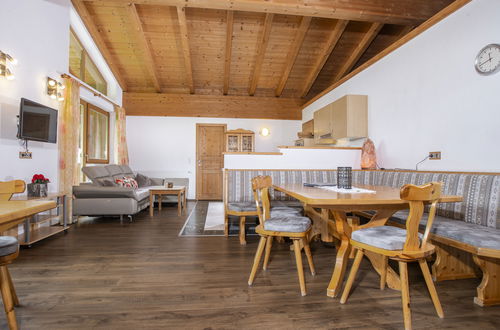 Foto 10 - Apartamento de 6 quartos em Stummerberg com jardim e sauna