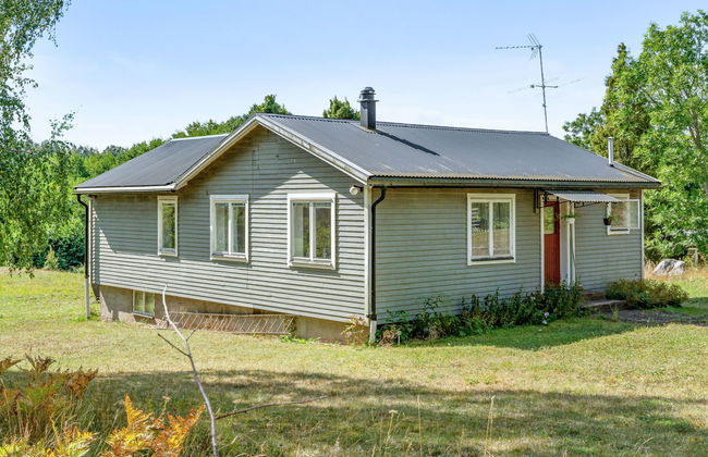 Casa de 3 quartos em Adelsö com jardim - Foto 1