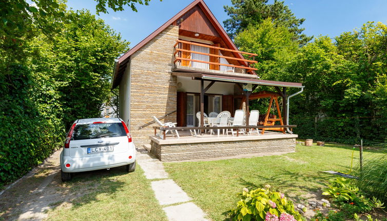 Foto 1 - Casa de 4 habitaciones en Balatonfenyves con jardín y terraza