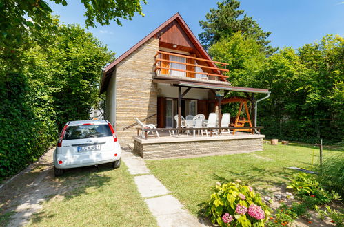 Photo 1 - Maison de 4 chambres à Balatonfenyves avec jardin et terrasse