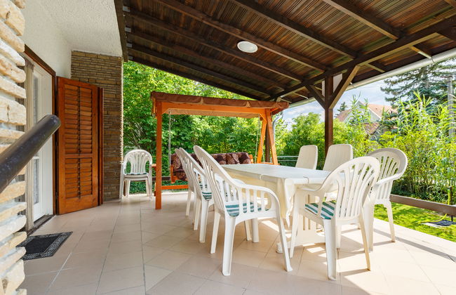 Casa de 5 quartos em Balatonfenyves com jardim e terraço - Foto 2