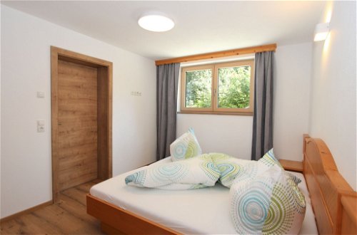Foto 14 - Appartamento con 2 camere da letto a Aschau im Zillertal con giardino e vista sulle montagne