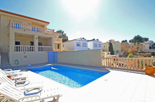 Foto 15 - Casa de 4 quartos em Calp com piscina privada e terraço