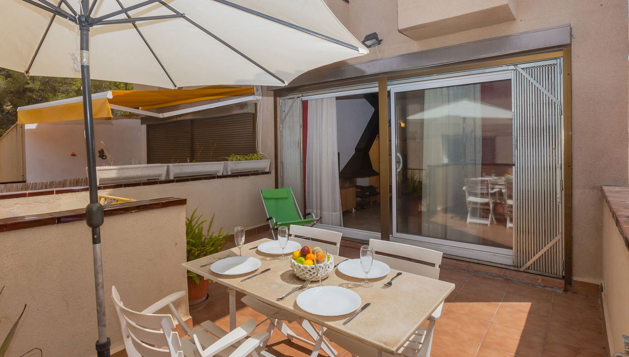 Casa con 4 camere da letto a Calafell con terrazza - Foto 1
