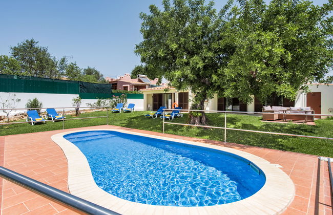 Casa de 4 quartos em Albufeira com piscina privada e terraço - Foto 1