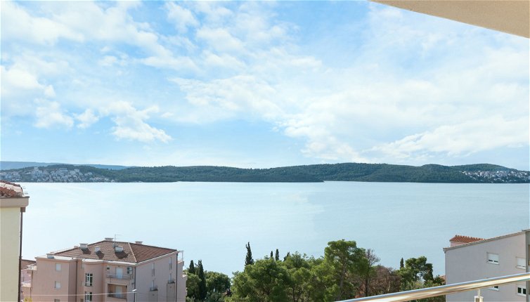 Foto 1 - Apartment mit 2 Schlafzimmern in Trogir mit blick aufs meer