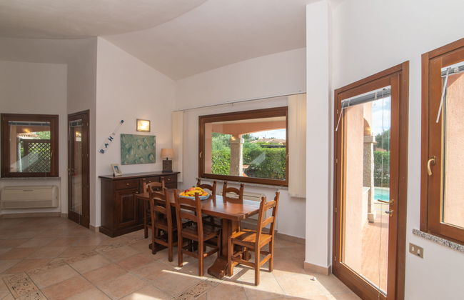 Casa de 4 quartos em Muravera com piscina privada e jardim - Foto 10