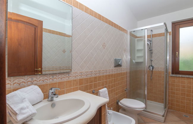 Casa de 4 quartos em Muravera com piscina privada e jardim - Foto 22