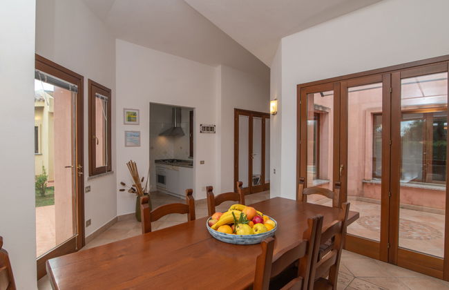 Casa de 4 quartos em Muravera com piscina privada e jardim - Foto 8