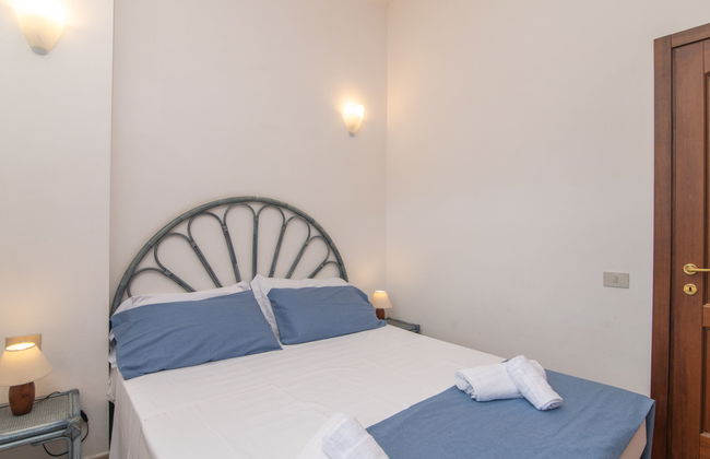 Casa de 4 quartos em Muravera com piscina privada e jardim - Foto 15