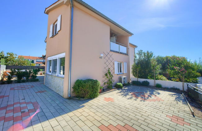 Casa de 3 quartos em Krk com jardim e terraƧo - Foto 34