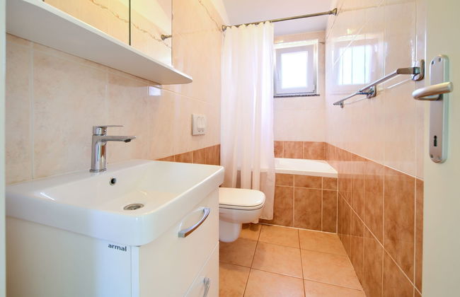 Casa de 3 quartos em Krk com jardim e terraƧo - Foto 22