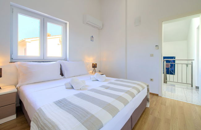 Casa de 3 quartos em Krk com jardim e terraƧo - Foto 17