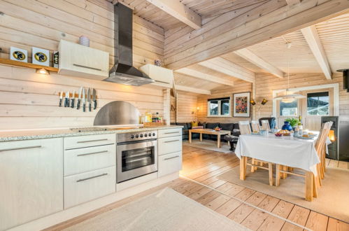 Foto 8 - Casa con 3 camere da letto a Oksbøl con terrazza e vasca idromassaggio