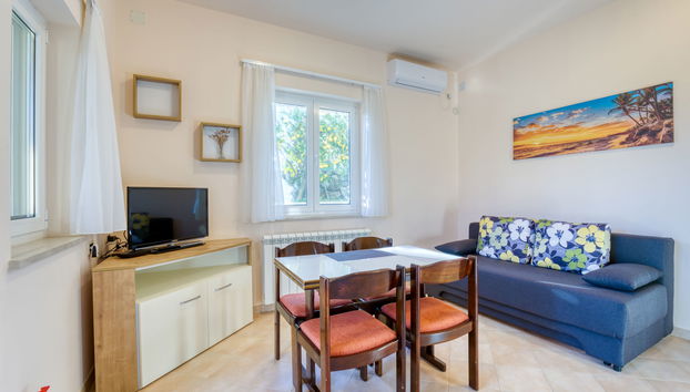 Appartamento con 2 camere da letto a Lovran con giardino e terrazza - Foto 5