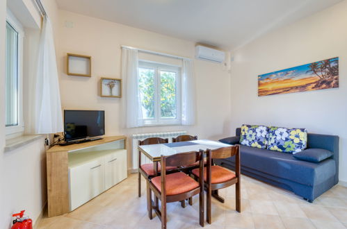 Foto 5 - Apartment mit 1 Schlafzimmer in Lovran mit terrasse und blick aufs meer